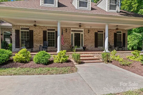 11735 Abernathy RD, Charlotte, NC 28216
