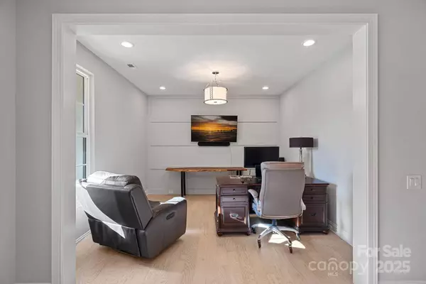 13212 Oak Farm LN, Huntersville, NC 28078