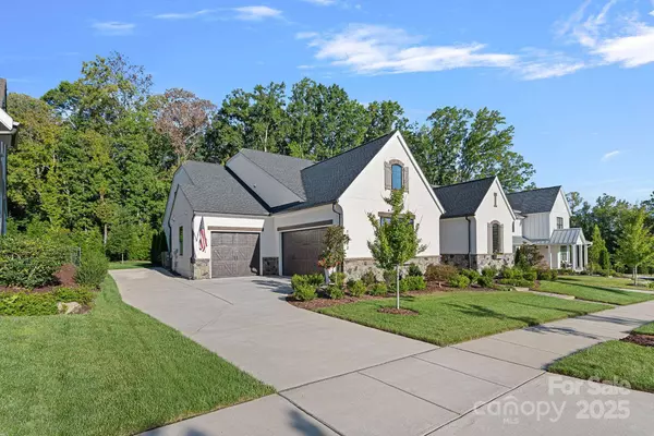 13212 Oak Farm LN, Huntersville, NC 28078