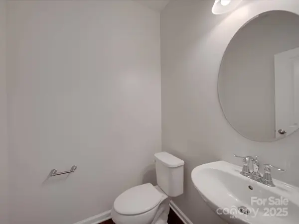 1210 Longwall LN, Matthews, NC 28104