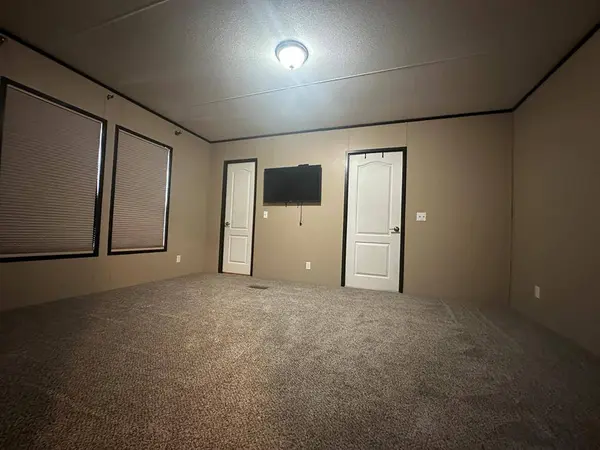 1400 Second St, Monahans, TX 79756