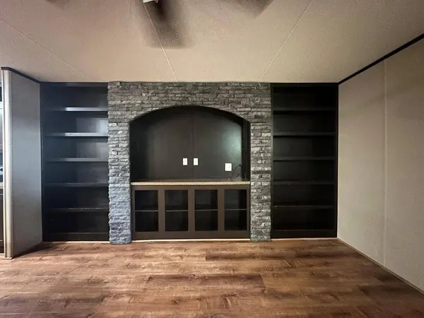 1400 Second St, Monahans, TX 79756