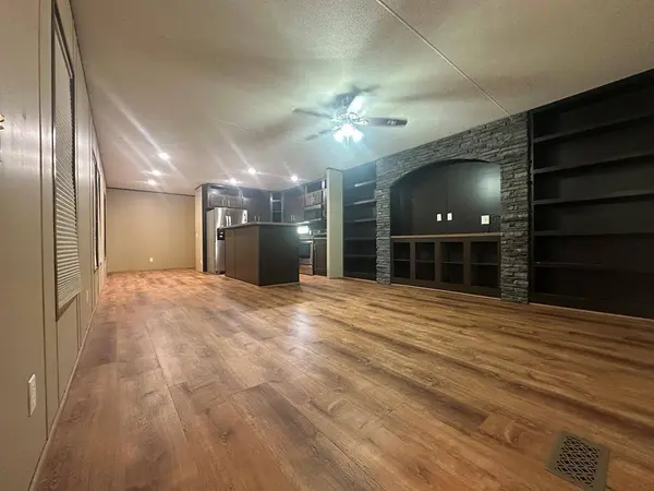 1400 Second St, Monahans, TX 79756