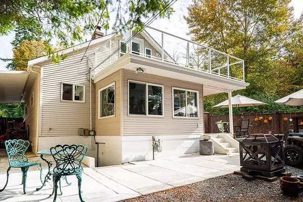 2725 GORDON AVENUE, Surrey, BC V4A3J2