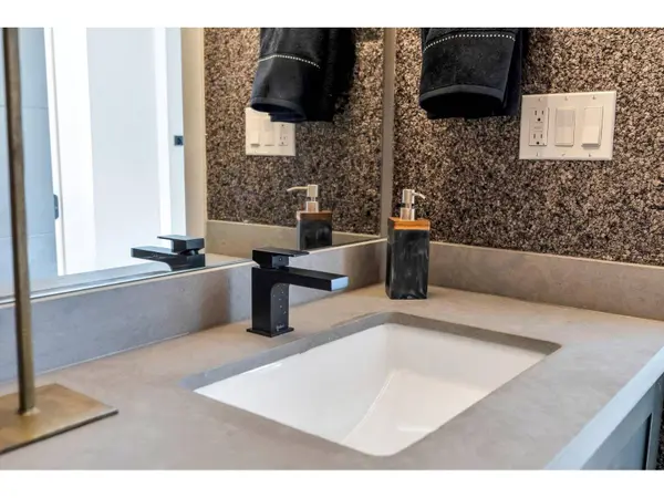 7138 MARBLE HILL RD #2, Chilliwack, BC V4Z1J5