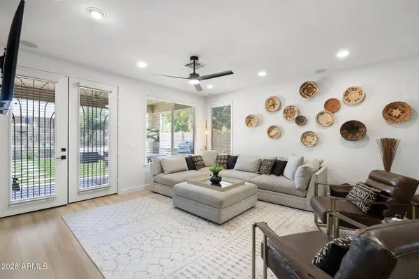 3355 E HOPKINS Road, Gilbert, AZ 85295