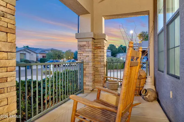 3355 E HOPKINS Road, Gilbert, AZ 85295
