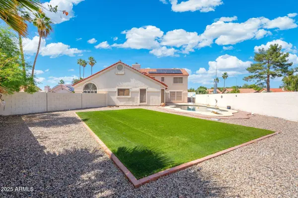 7503 W JULIE Drive, Glendale, AZ 85308