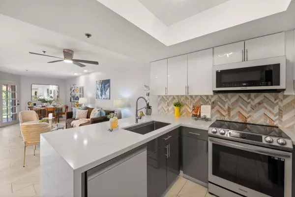 500 E Amado RD #711, Palm Springs, CA 92262