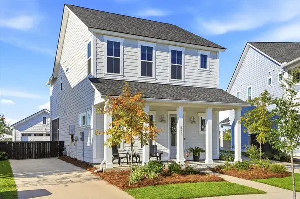 New Listing in Carnes Crossroads: 3-Bed Home with Flex Room, Loft & Private Fenced Yard | 254 Witherspoon Street