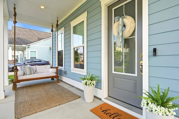 131 Archdale St, Summerville, SC 29486