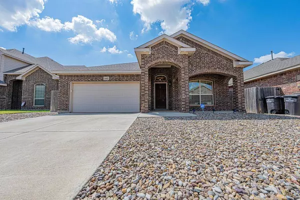 1402 Cerrillos Ave, Midland, TX 79705