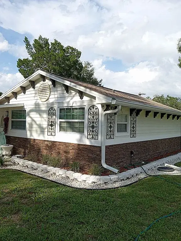 1492 Flotilla Dr, Holiday, FL 34690-6349