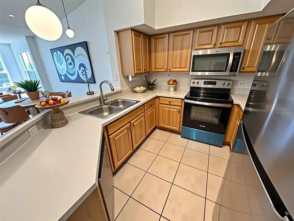 13103 MULBERRY PARK DR #833, Orlando, FL 32821