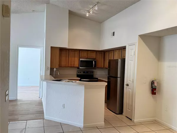 13103 MULBERRY PARK DR #833, Orlando, FL 32821