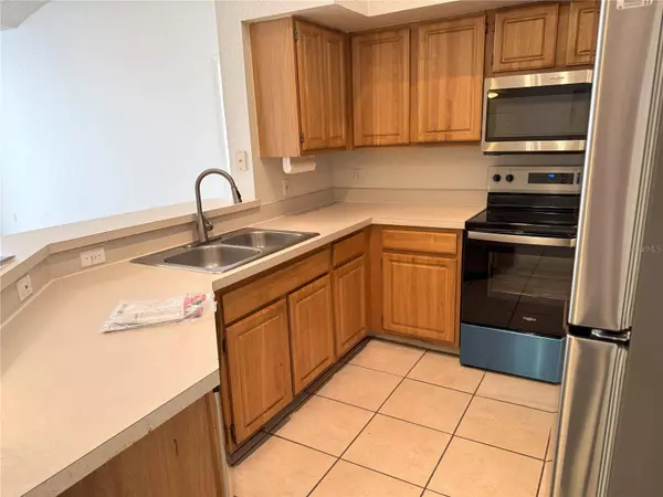 13103 MULBERRY PARK DR #833, Orlando, FL 32821