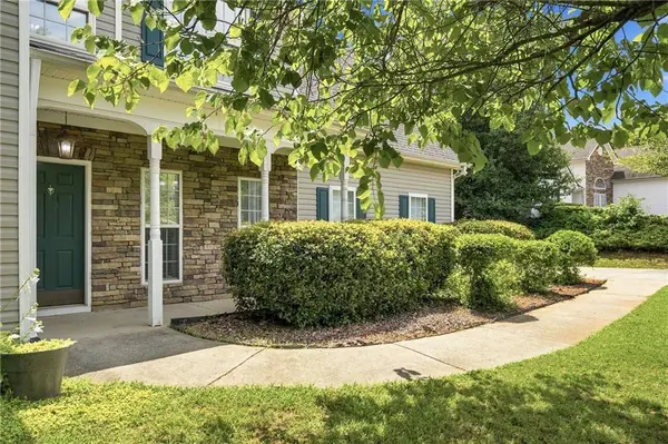 6356 Wilmington WAY, Flowery Branch, GA 30542