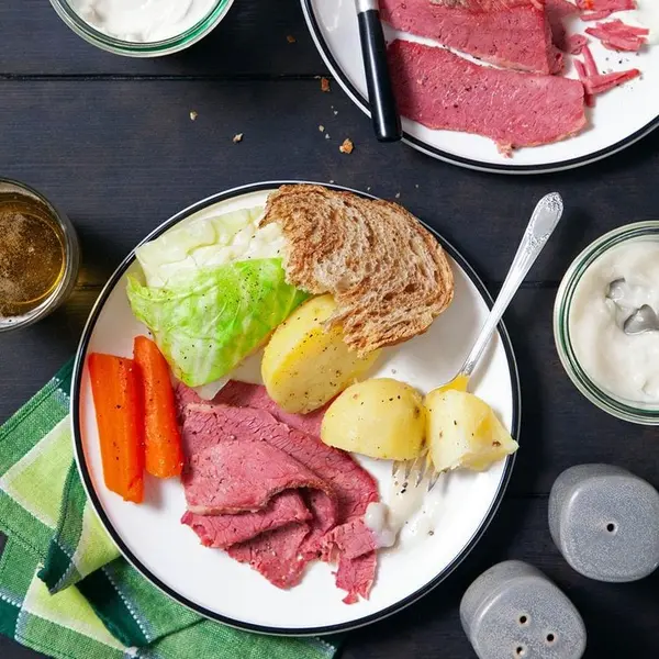 Favorite Corned Beef and Cabbage,MICHELE WEAVER