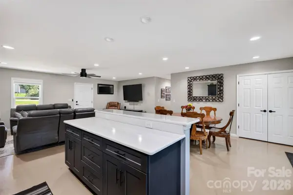 4807 Stratford LN #26, Denver, NC 28037