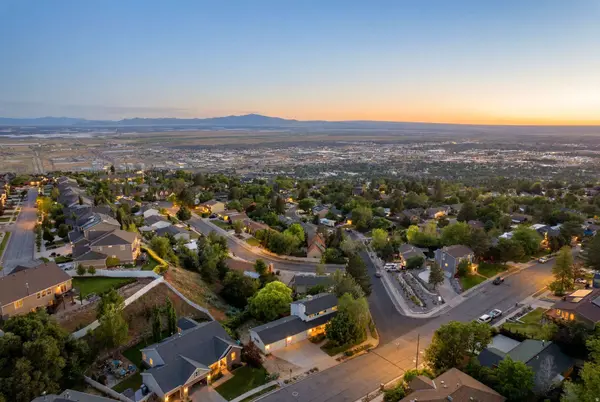 340 S GARY WAY E, North Salt Lake, UT 84054