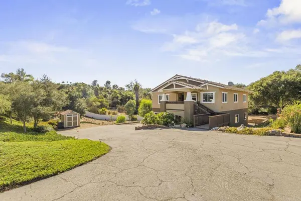 27636 Mountain Meadow RD, Escondido, CA 92026