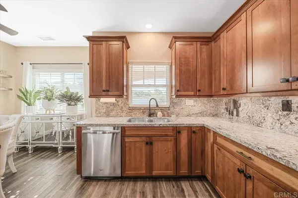 27636 Mountain Meadow RD, Escondido, CA 92026