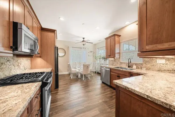 27636 Mountain Meadow RD, Escondido, CA 92026