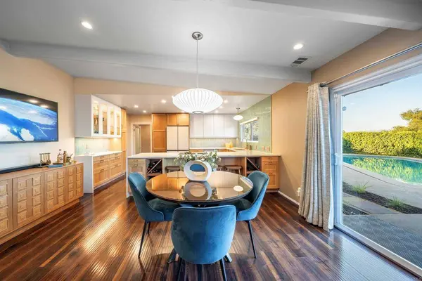 1920 Bernardo AVE, Escondido, CA 92025