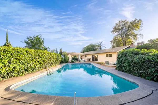 1920 Bernardo AVE, Escondido, CA 92025