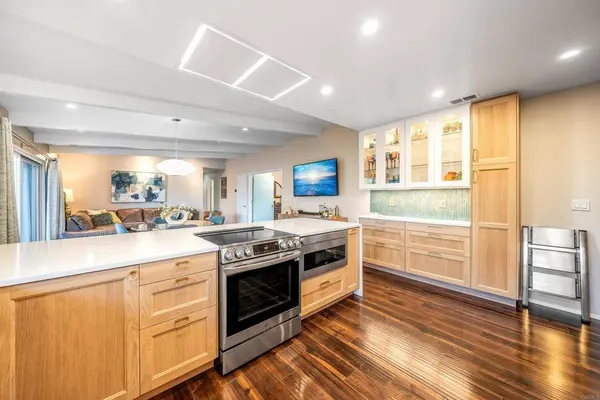 1920 Bernardo AVE, Escondido, CA 92025