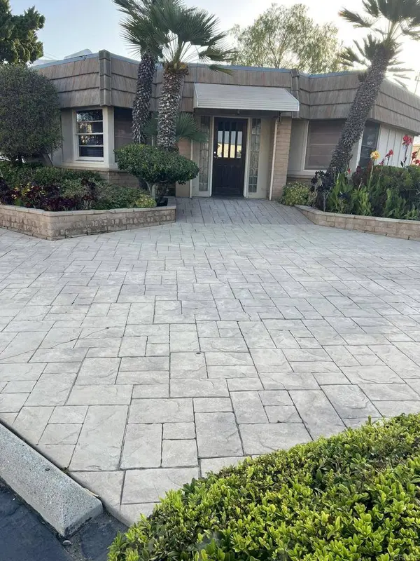301 N Vine ST, Fallbrook, CA 92028