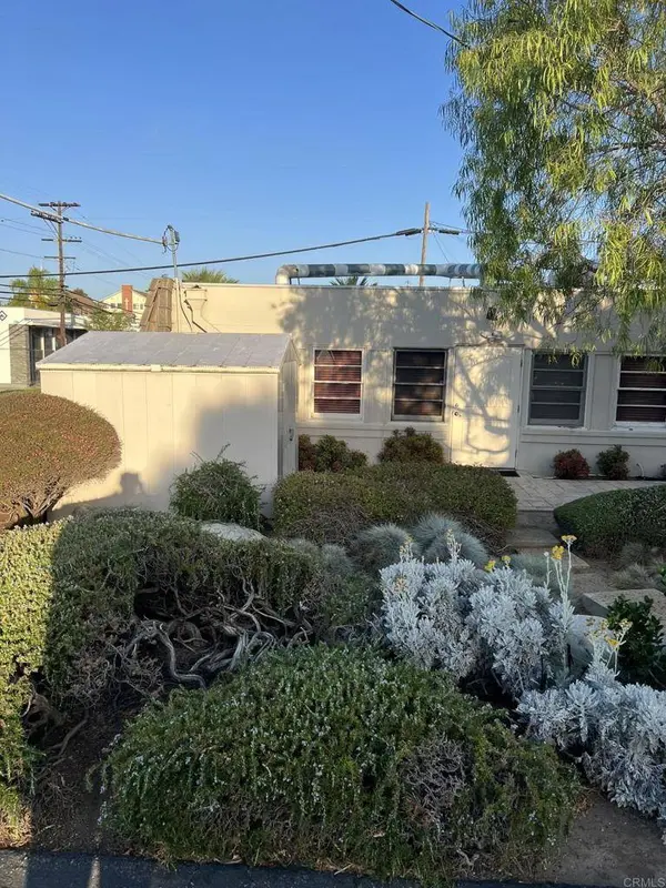 301 N Vine ST, Fallbrook, CA 92028