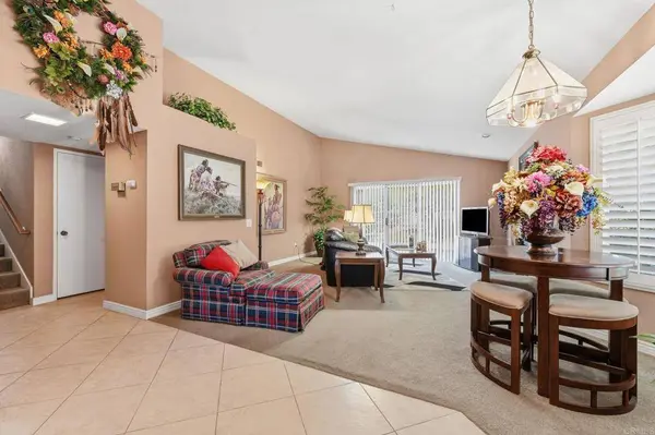1832 Loreto, Escondido, CA 92027