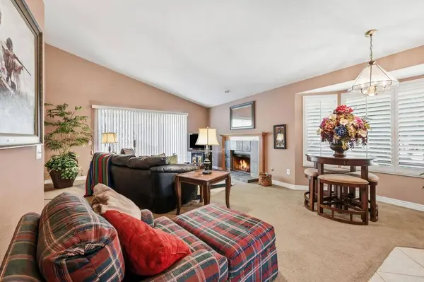 1832 Loreto, Escondido, CA 92027