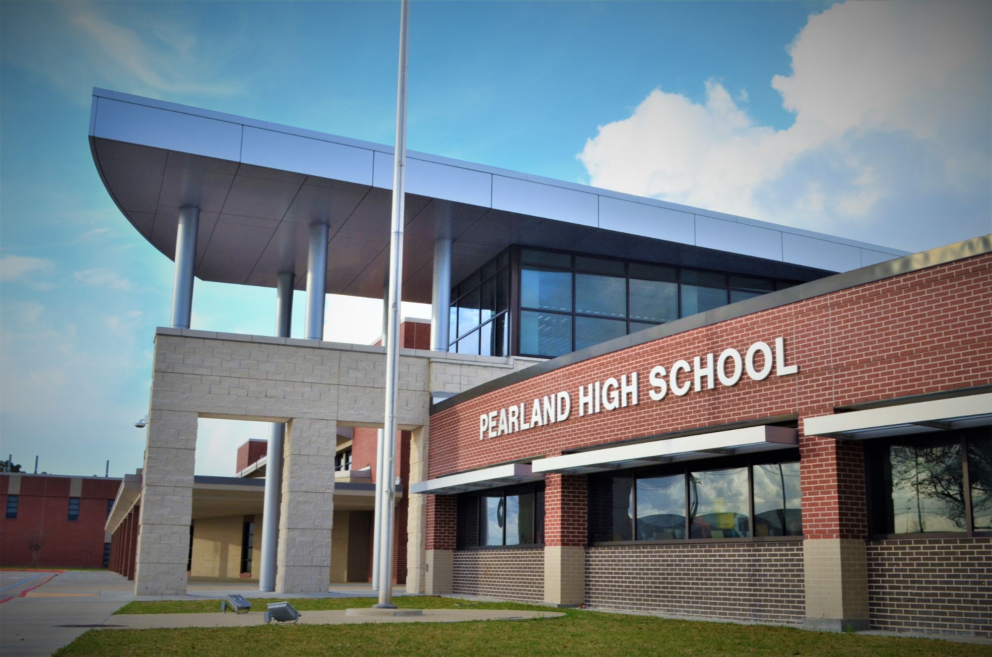 PEARLAND HIGH SCHOOL