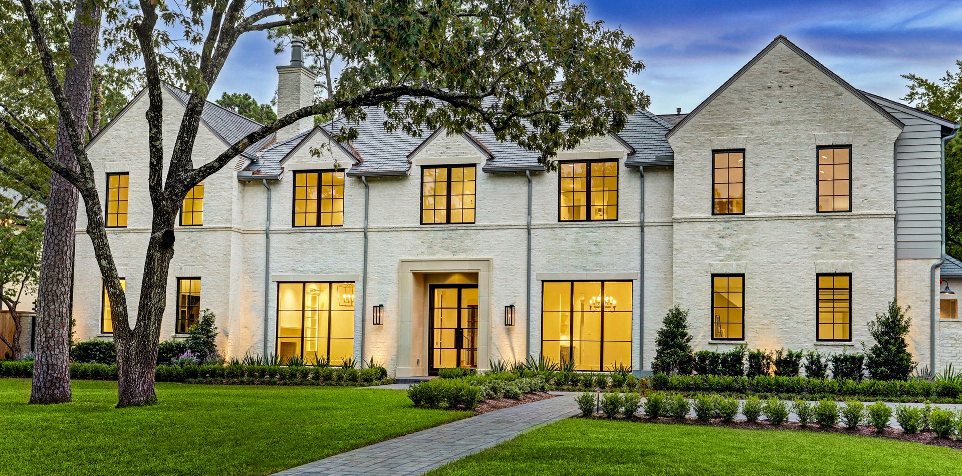 Luxury homes in Hunters Creek Village Memorial Houston