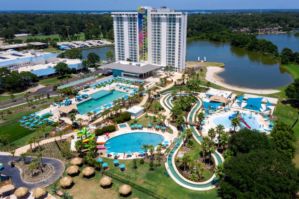 Margaritaville Lake Resort on Lake Conroe, known for boating, waterfront dining, and weekend getaways.
