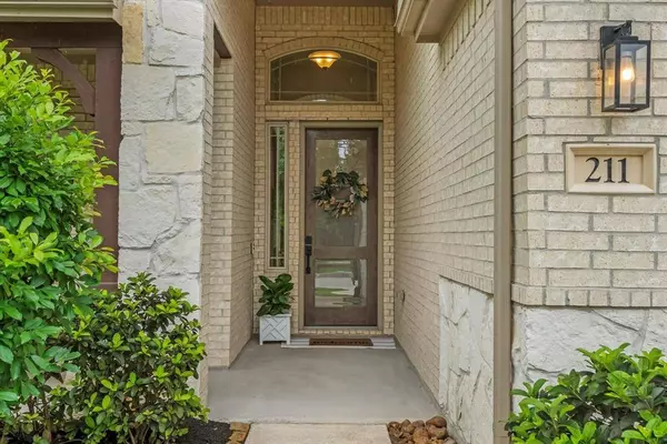 211 Terrain View CT, Conroe, TX 77318