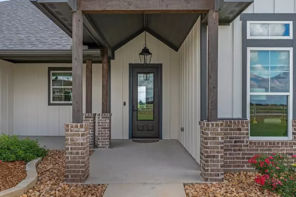 153 Randi Road, Bellville, TX 77418