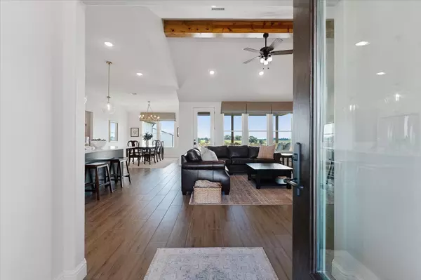 153 Randi Road, Bellville, TX 77418