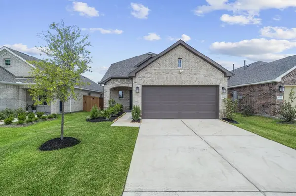 21622 Wave Hollow DR, Cypress, TX 77433
