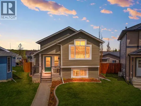 132 Oswald Close, Red Deer, AB T4P0C1