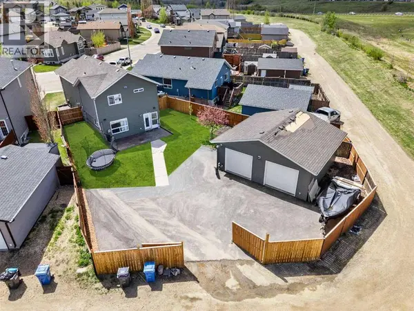 132 Oswald Close, Red Deer, AB T4P0C1