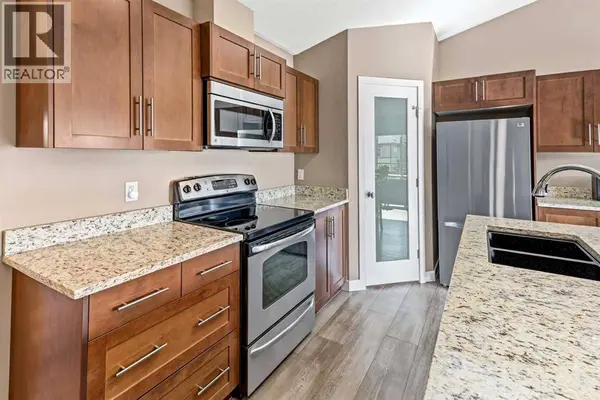 2781 Chinook Winds Drive SW, Airdrie, AB T4B3S5
