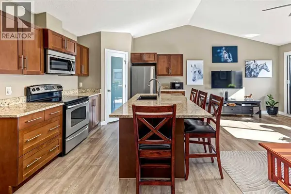 2781 Chinook Winds Drive SW, Airdrie, AB T4B3S5