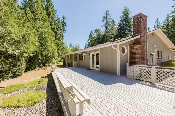 11594 Willamette Meridian Rd NW, Silverdale, WA 98383-9329