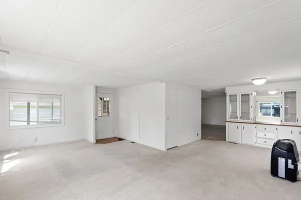 16300 State Highway 305 NE #94, Poulsbo, WA 98370-7832