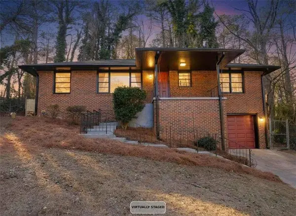 2756 Oldknow DR NW, Atlanta, GA 30318