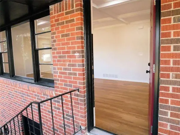 2756 Oldknow DR NW, Atlanta, GA 30318