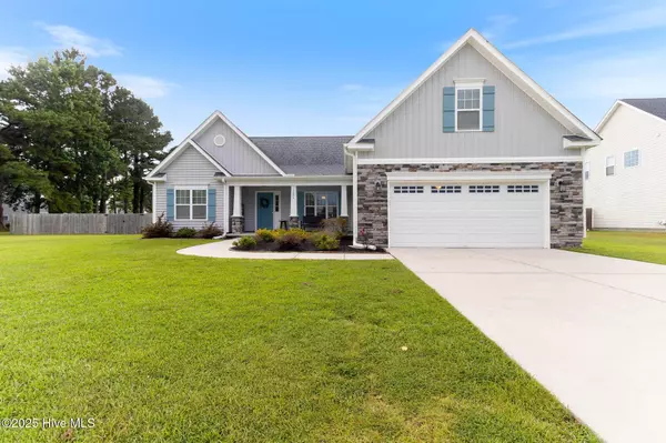 1004 Lendy DR, Greenville, NC 27858